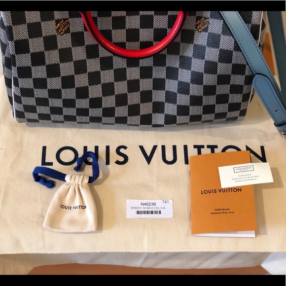 SOLD Limited Edition Speedy Bandouliere Damier 30 - Picture 4 of 8